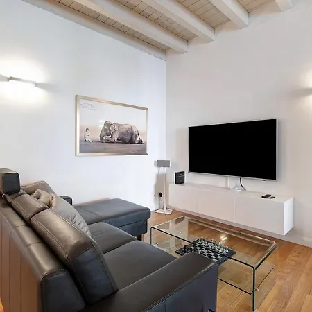 Holiday home Palazzo Archi 2a Polpenazze del Garda