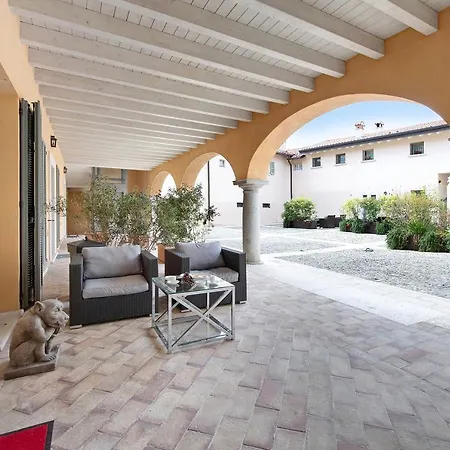 Palazzo Archi 2a *