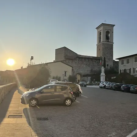 Holiday home Palazzo Archi 2a Polpenazze del Garda